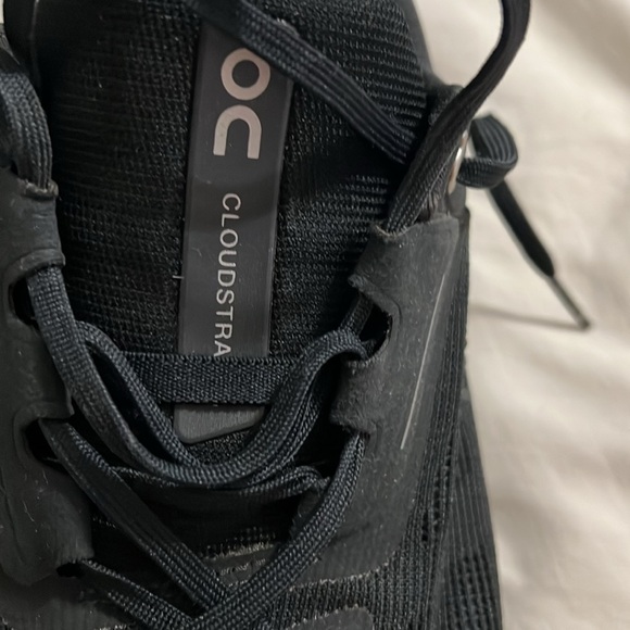 On cloudtec - Picture 4 of 6